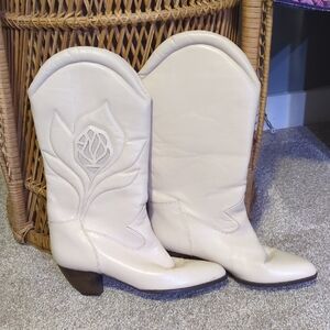 Vintage Eclisse Brand Cream Colored Rose Floral Western Cowboy Boots Size 8